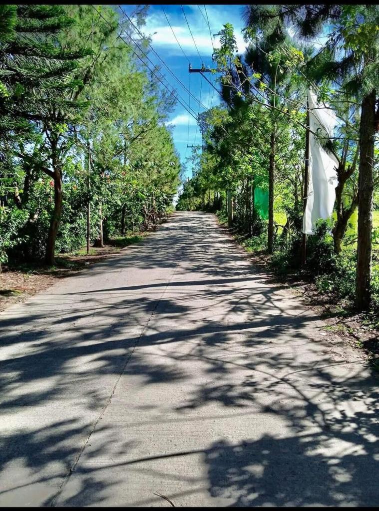 2BR Tagaytay Affordable staycation - Tap to explore photos