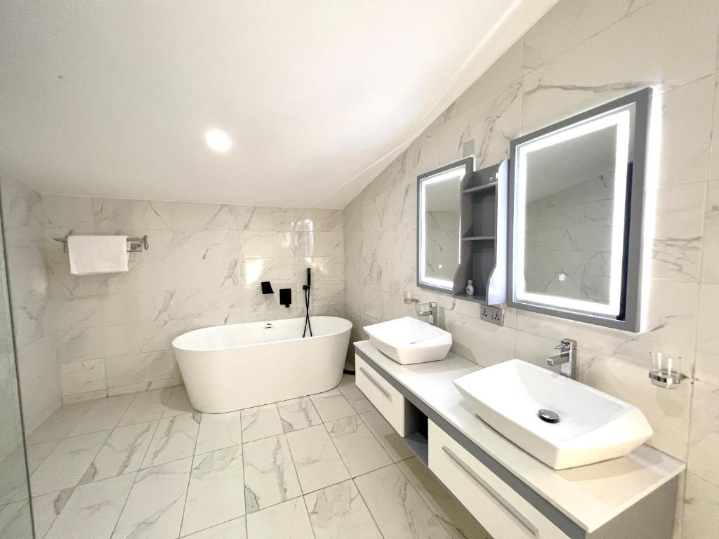 Riviera Hotel & Resort photo 4