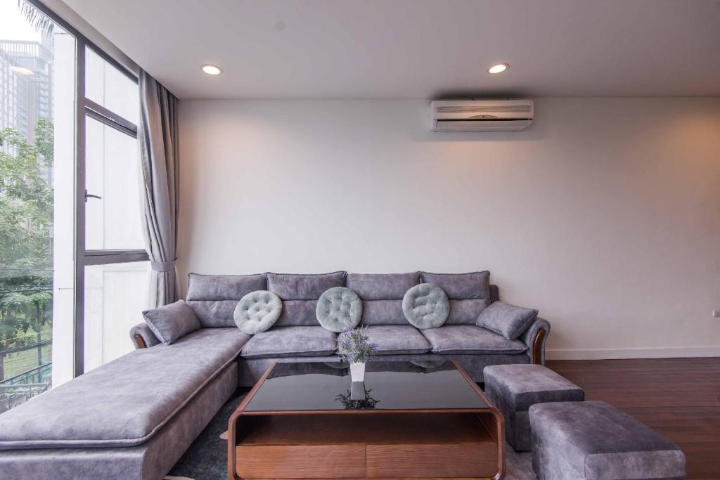 Paradise Garden West Lake