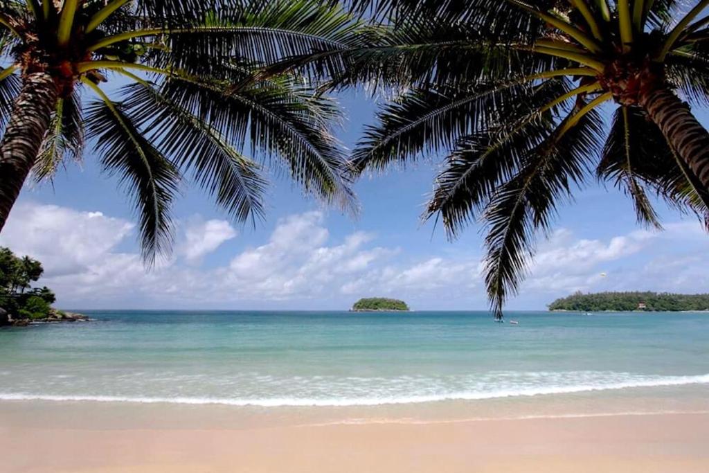 Scenic Seaview Villa Sea Dream for 9, Tennis Court, 5min walk to Kata Noi Beach photo 1