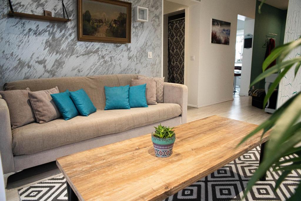 Modern DIY apartment photo 1