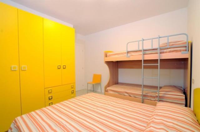 Residence Antares - Agenzia Cocal - Tap to explore photos