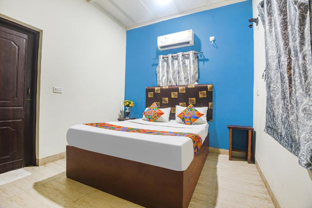 FabExpress RJ 18 Beach Resort photo 2