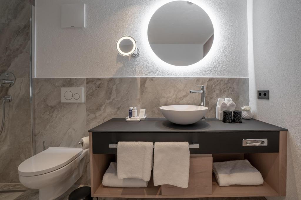 Hotel Madlein photo 2