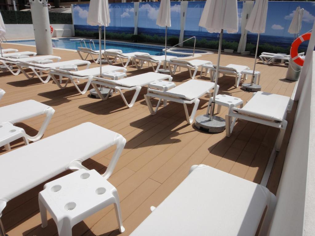 Riviera Beachotel - Adults Recommended photo 2