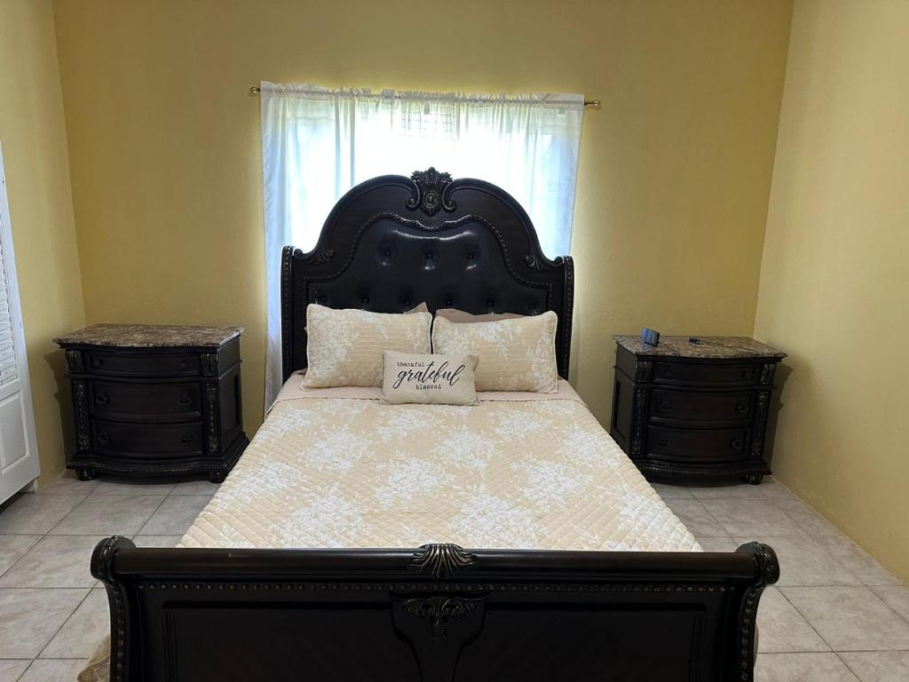 St Bess Comfort Style photo 3