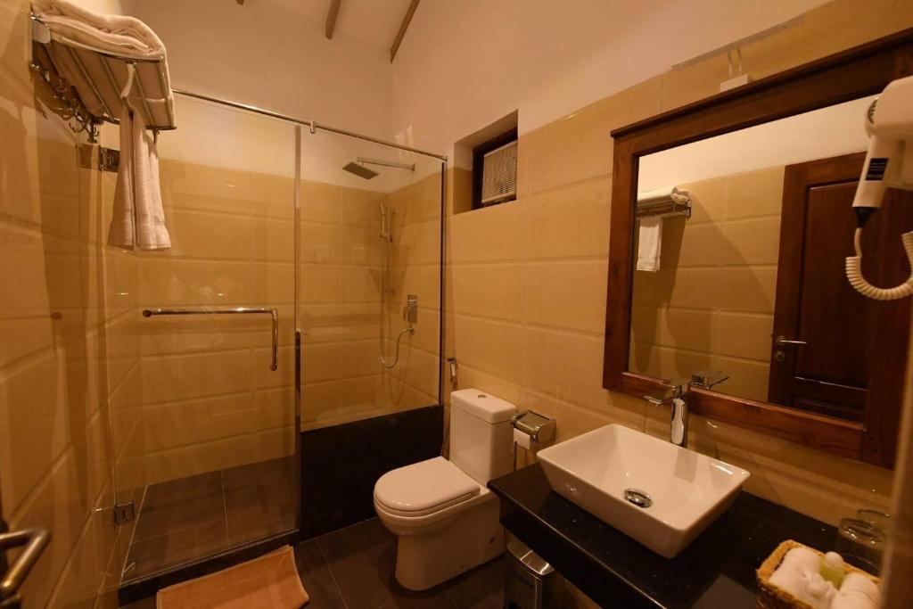 Seasons Hotel photo 2