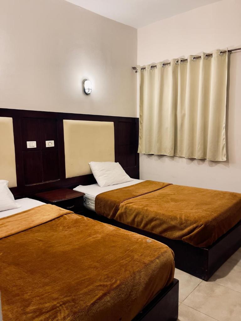Black Prince Hotel photo 4