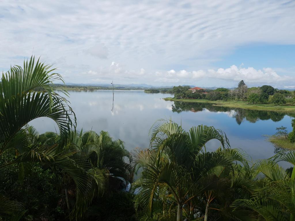 Cabana's on Gatun Lake in Arenosa photo 3