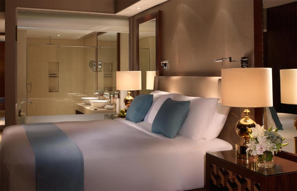 Двухместный (Номер Fairmont с кроватью размера «king-size» и видом на море), Курортный отель Fairmont Ajman