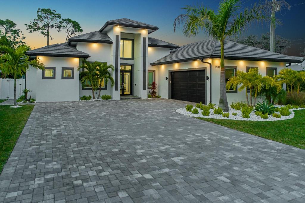 Blue Diamond Beach Home photo 1
