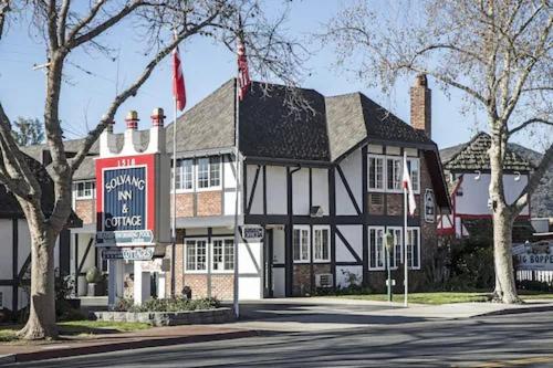 Solvang Inn & Cottages photo 1