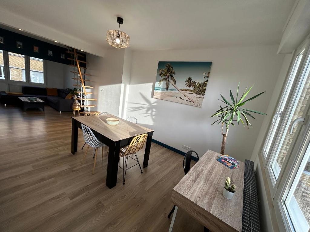 Duplex lumineux entre plage et centre-ville photo 3