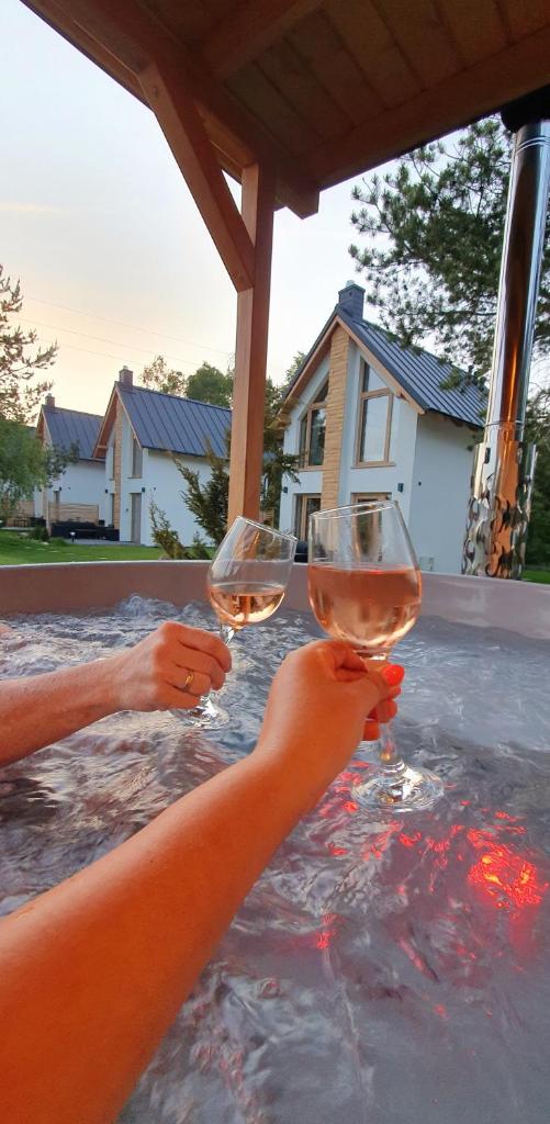 Sjesta al mare, domki z sauną i balią z jacuzzi photo 2
