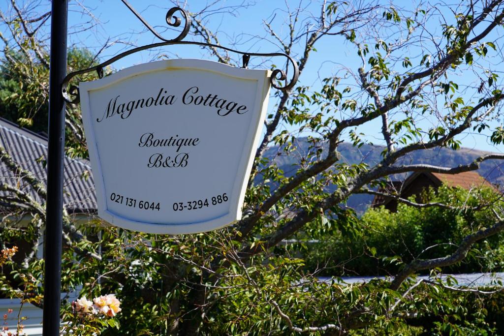 Magnolia Cottage photo 2