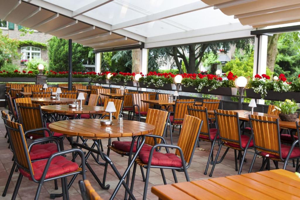 Hotel-Restaurant Breitenbacher Hof photo 2