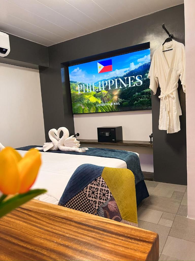 CLOCKWORKORANGE Luxury Suites 4-Minutes Away To Airport photo 2