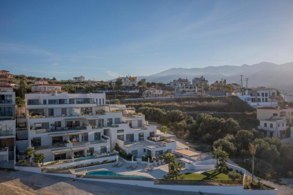 AmphiMatrion Luxury Apartments photo 4
