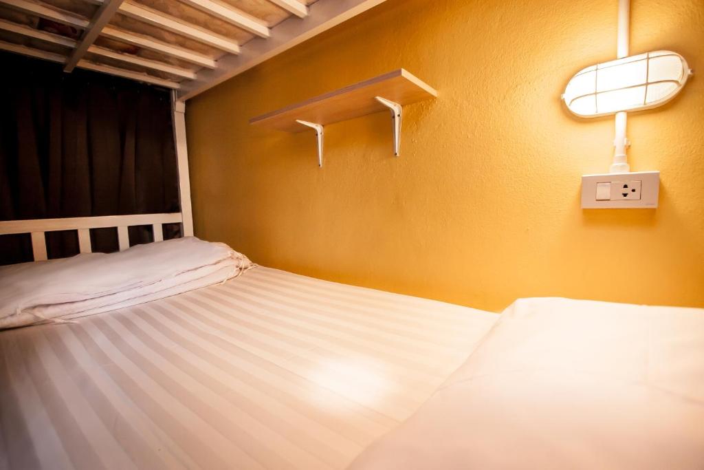 Thai Thai Hostel Room Type - Bed in 6-Bed Female Dormitory Room
