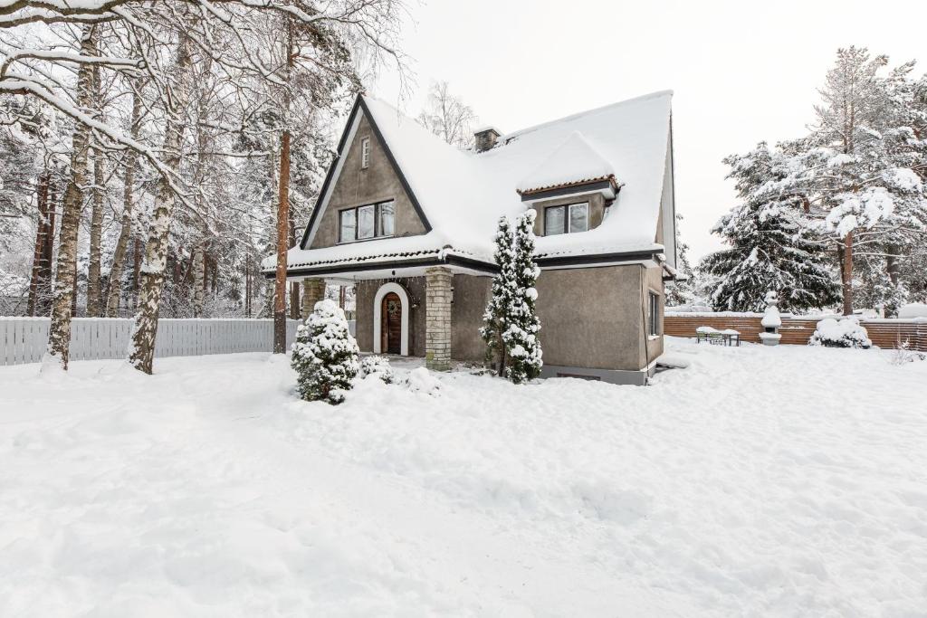 Cozy private house in Nomme