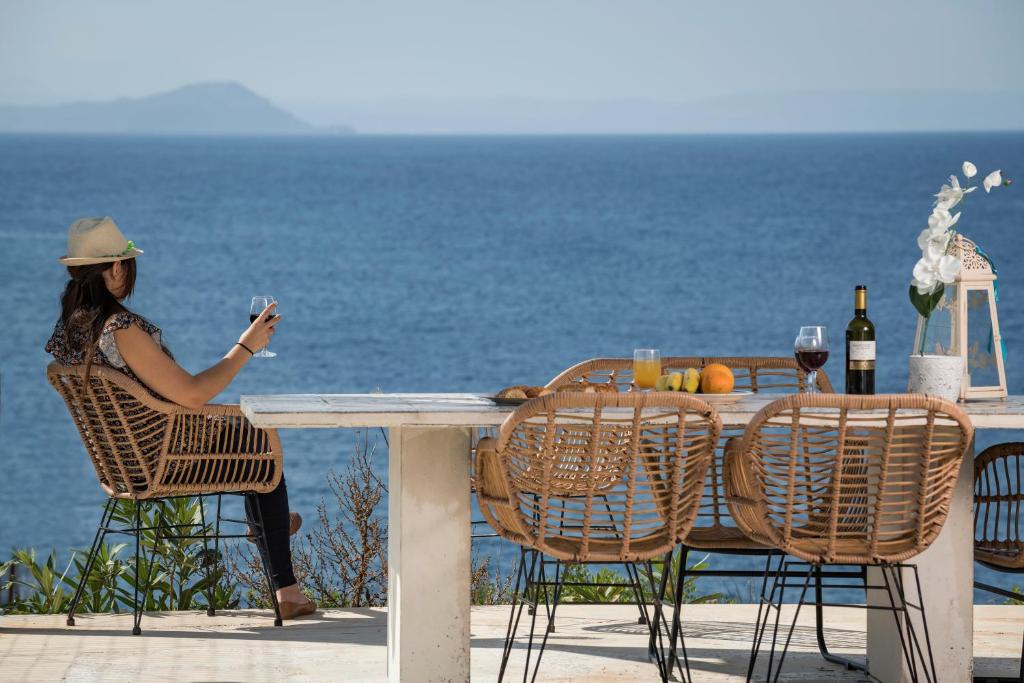 Seafront Villa Shore, Sea & Sun Villas photo 2