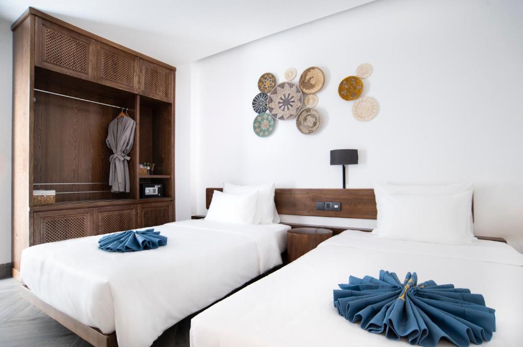 Velar Hotel photo 2