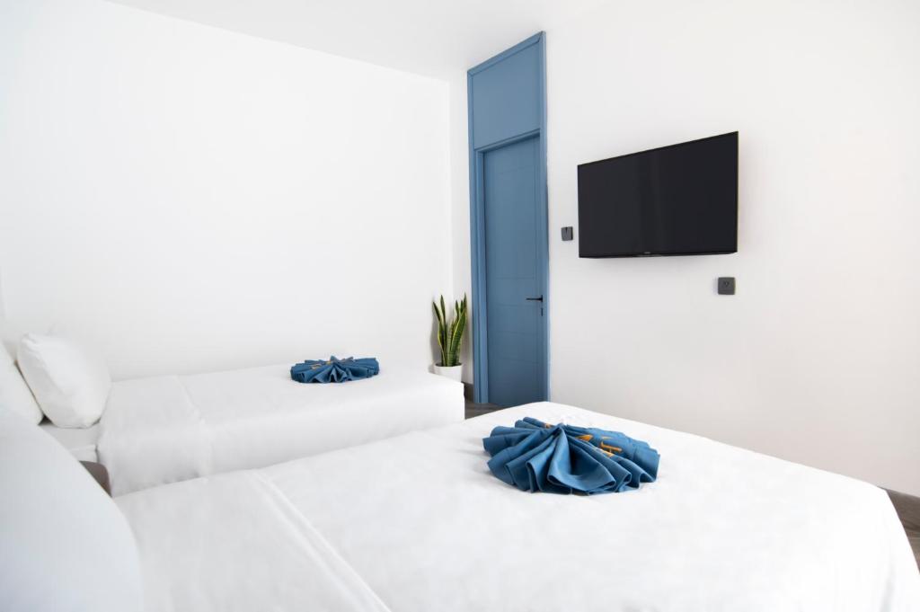 Velar Hotel photo 3
