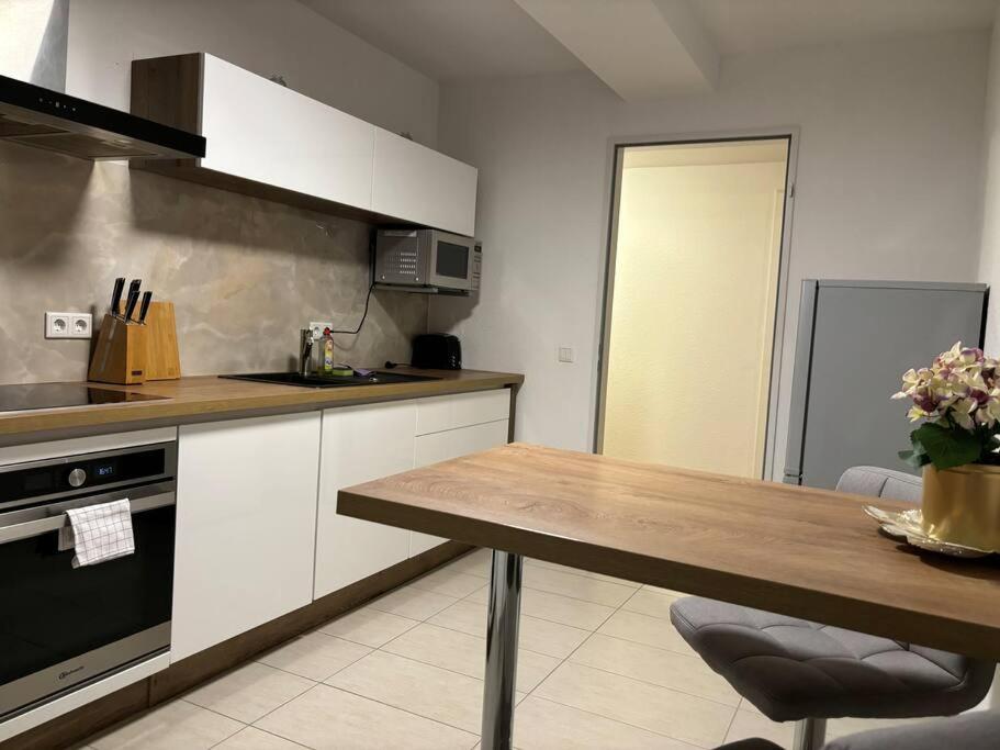 FeWo Carl: Businessapartment mit Stil photo 3