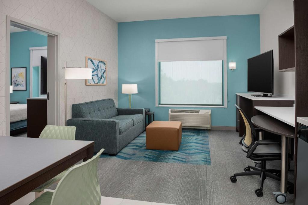 Home2 Suites Orlando Southeast Nona