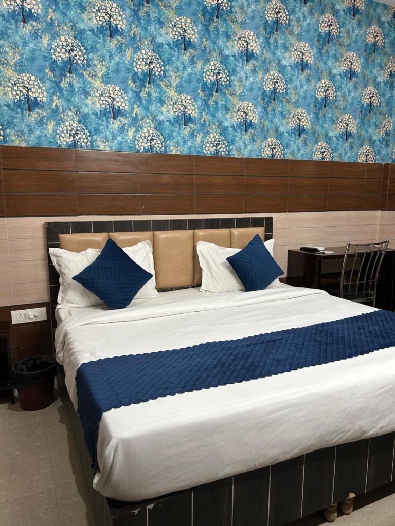 kohinoor inn photo 1