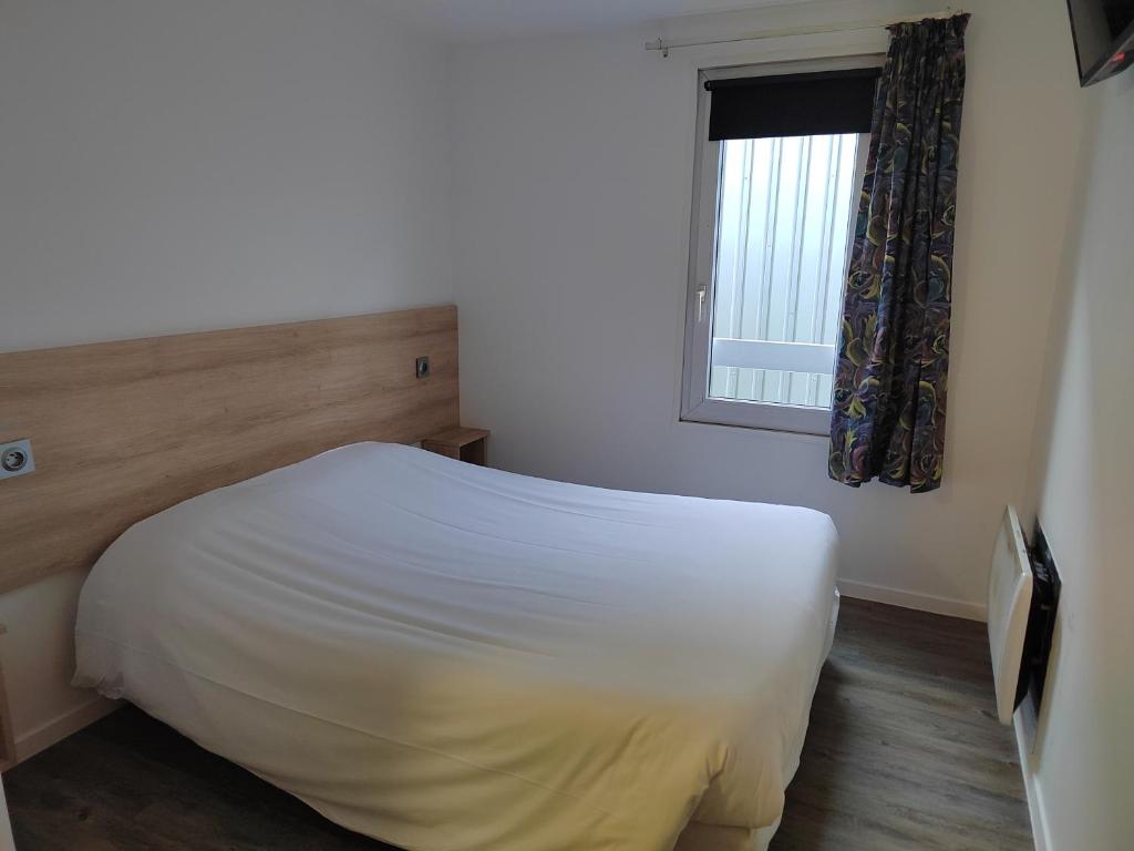 FASTHOTEL PARIS OUEST BOUAFLE - Thumbnail image