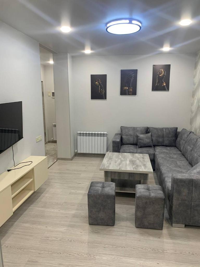 Galstyans Home Zvartnots Airport photo 1