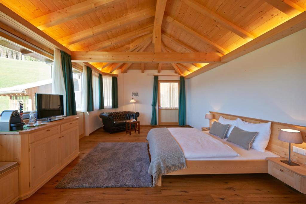 Exclusive Chalet Grumer 700 sqm photo 1