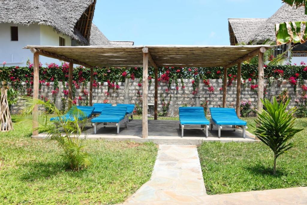 Rafiki Jua Resort photo 3