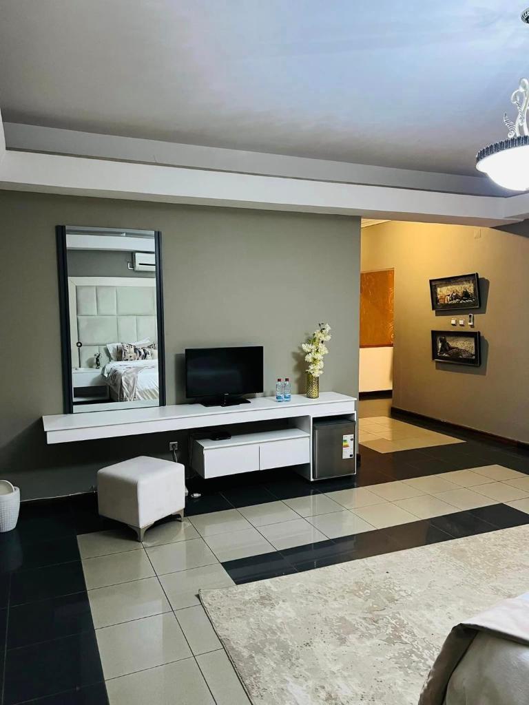TRMOTEL photo 2