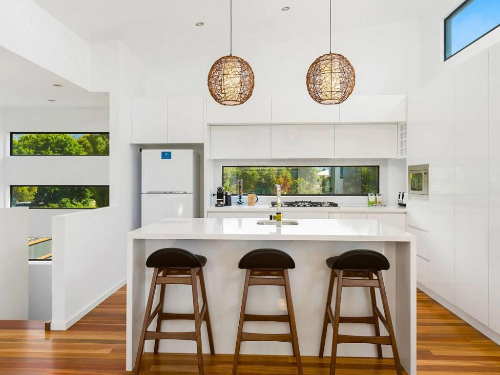 Soho Beach House - Apollo Bay photo 1