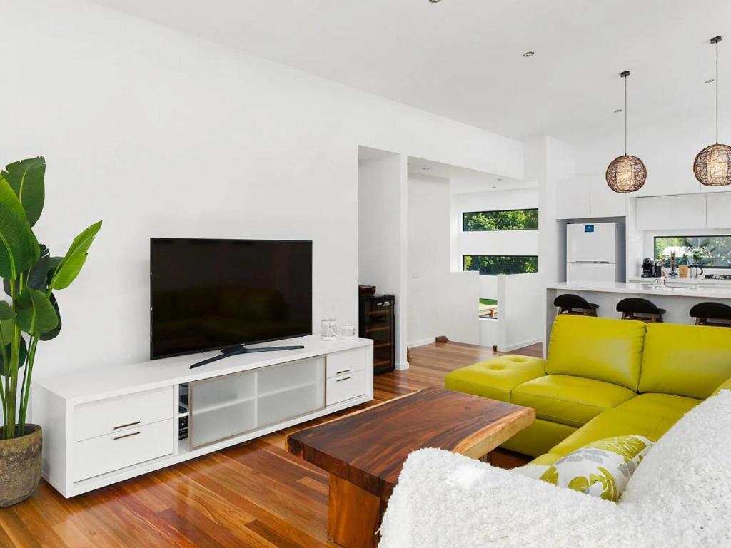 Soho Beach House - Apollo Bay photo 3