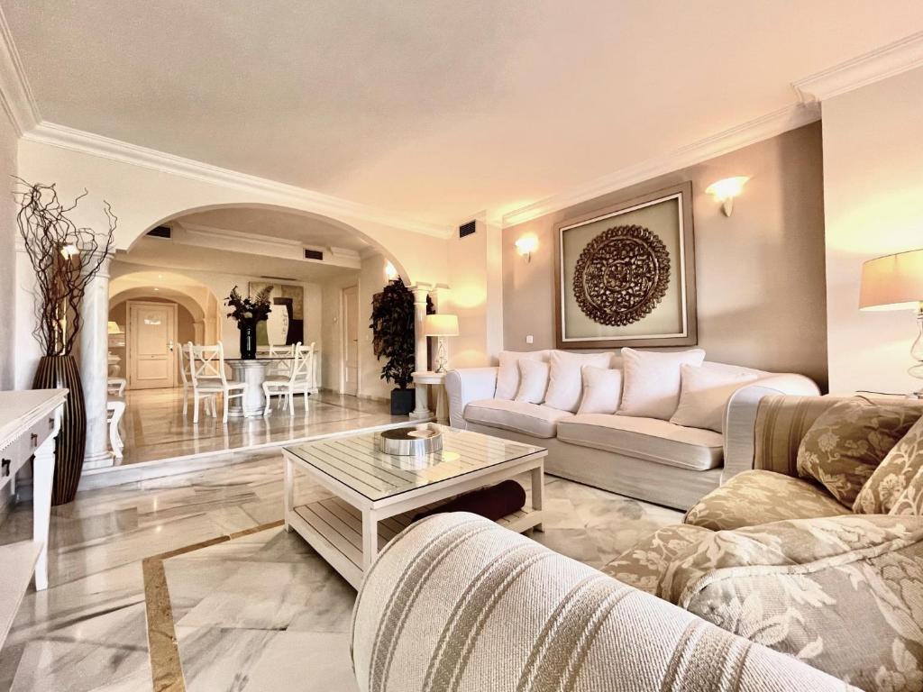Magna Marbella - Apartamento de Lujo y golf en zona de Puerto Banús photo 3