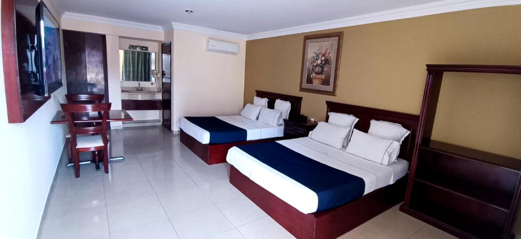 Hotel Confort Plaza photo 4