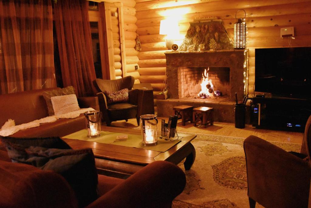 Oreias Chalet photo 1