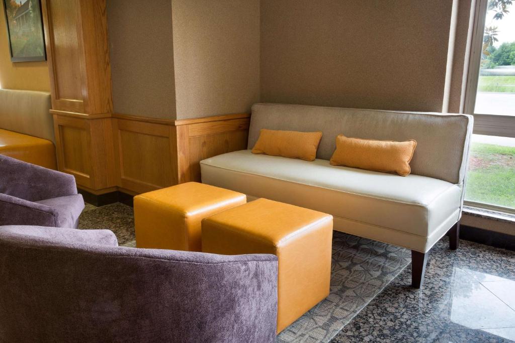 Drury Inn & Suites Lafayette LA photo 3