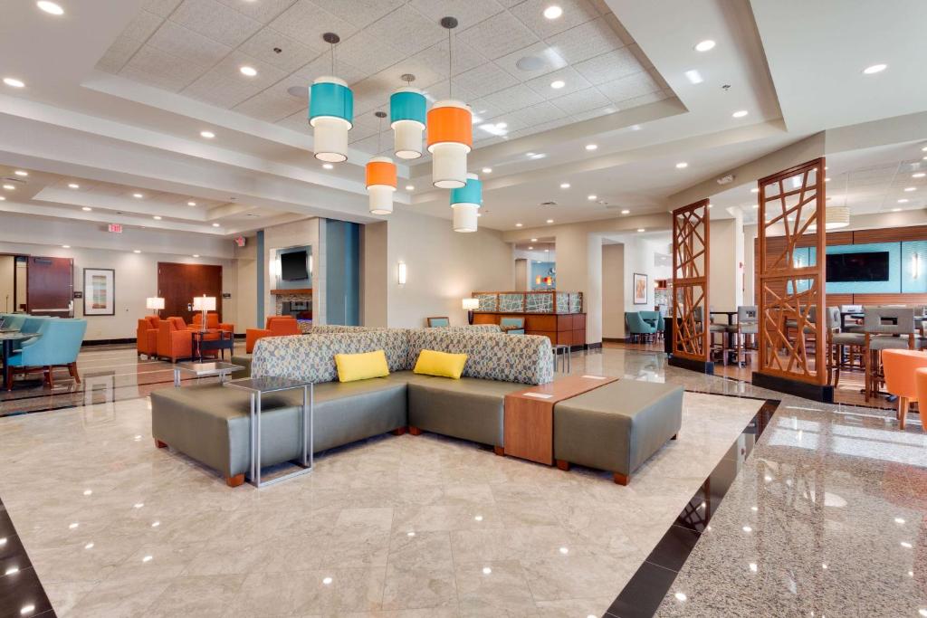 Drury Plaza Hotel St. Louis St. Charles photo 1