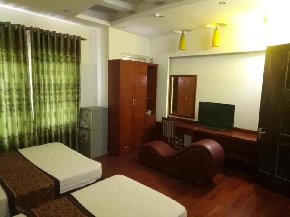 Mùa Xuân - 13 Ng. 75 P. Vĩnh Phúc, Q.Ba Đình -by Bay Hostel