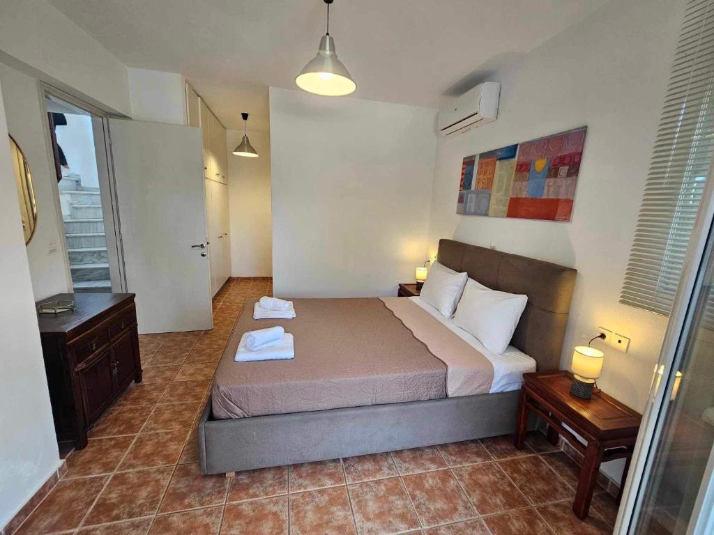 The hidden villas photo 2