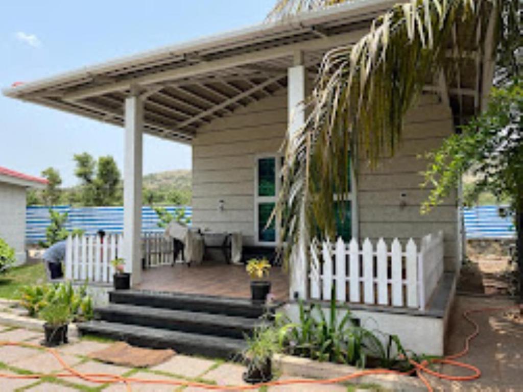 Farm House,Palm Castle , Savarde photo 1