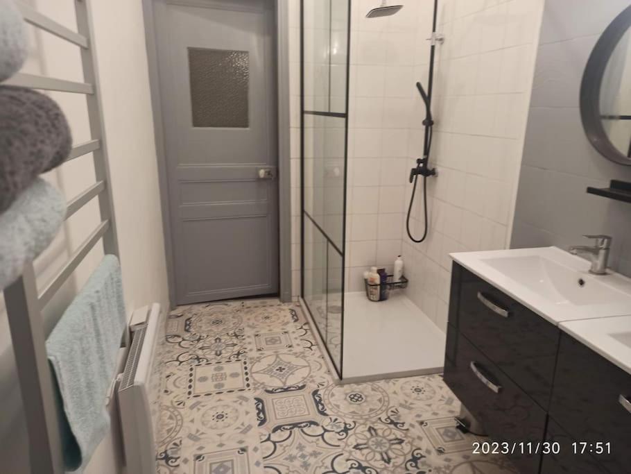 appartement dans une meulière d'architecte photo 1