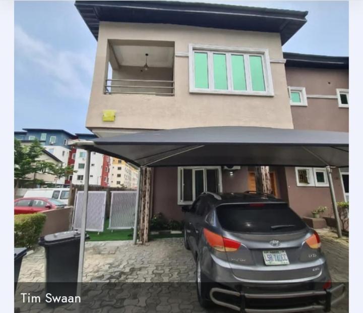 Tasteful Furnished 4 Bed Duplex(EL Piso) photo 4