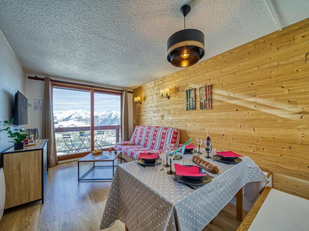 Apartment Lunik Orion-50 by Interhome