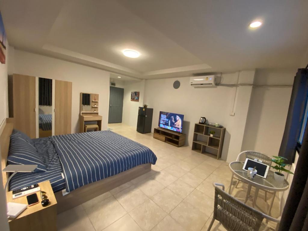 84 Bar & Guest House Room 1 photo 3