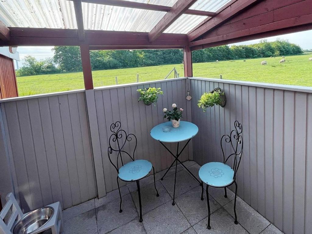 Hundeurlaub bei Karin, Holzhaus, eingezäunter Garten, E-Ladestation, WLAN, ebenerdig photo 3